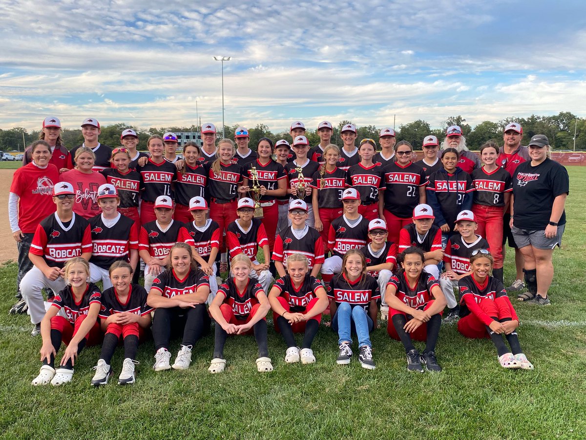 FPMiddleSchool's tweet photo. Good luck to both our Softball and Baseball teams at SIJHSAA Class L State today! #salembobcatpride https://t.co/p5Cm45mu5X