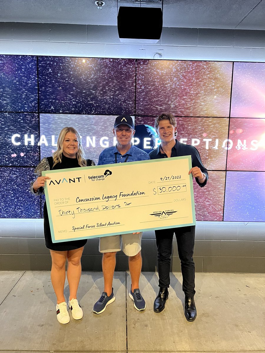 ShansSki's tweet photo. Proud moment ๐จ founders/ companies/ employees, give back!!! Get yourselves organized with a charity committee, choose important causes, raise awareness and pay your success forward. Thank you @ConcussionLF @JasonRedmanWW @brandtmccart309 for all you do ๐ #GoAvant https://t.co/unU7CBtl3j