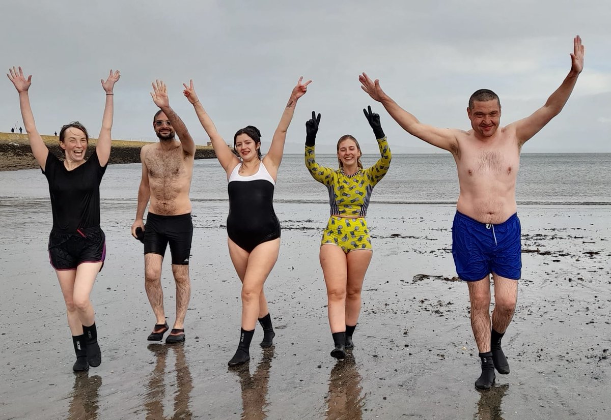 GCP_Edinburgh's tweet photo. Another Fabulous #outdoorswim at #WardieBay #Edinburgh in the fabulous company of our Members & Volunteers. Huge thx to everyone that came & made it one of the most beautiful starts to the day. We even brought out the sunshine!
#MentalHealth #ExcerciseWorks #TrySwimming https://t.co/a09Q97iAXL
