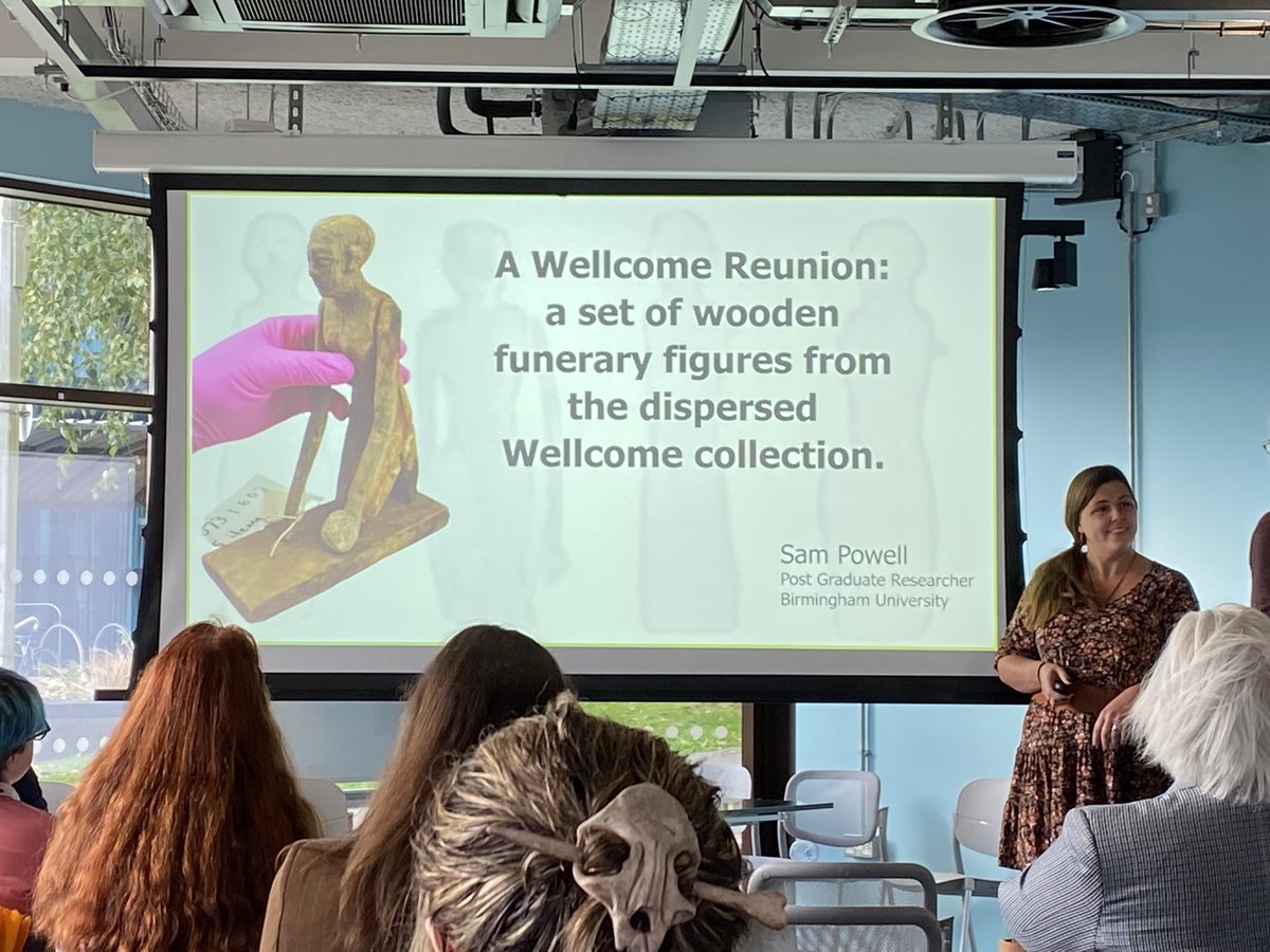 KatharinaZinn's tweet photo. @SamChannPowell bringing us wooden funerary figurines - I love the way how they are photographed - living things @TheEES #EESCon6 https://t.co/PAvn4vLRmh