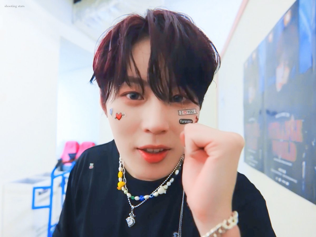 221001 오늘의 구름은 EP 4

💙

#하성운 #HASUNGWOON
<a href="/gooreumseng/">하성운</a> <a href="/BPM_HSW/">하성운 (HA SUNG WOON) OFFICIAL</a>