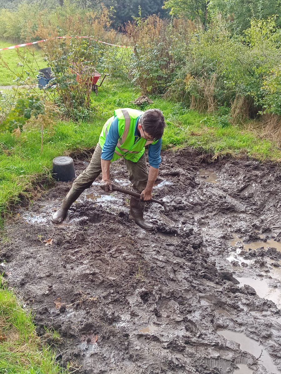 WLBC Rangers (@wlbc_rangers) on Twitter photo Cracking <a href="/TawdFriends/">Friends of Tawd Valley</a> event today, working on a new wetland scrape habitat in tawd valley park. We even saw the scrapes first dragonfly! Great work guys! <a href="/DouglasPilot/">Douglas Catchment</a> <a href="/GroundworkCLM/">Groundwork in Cheshire, Lancashire & Merseyside</a> #thegreatbiggreenweek #community #teamtawd Cracking <a href="/TawdFriends/">Friends of Tawd Valley</a> event today, working on a new wetland scrape habitat in tawd valley park. We even saw the scrapes first dragonfly! Great work guys! <a href="/DouglasPilot/">Douglas Catchment</a> <a href="/GroundworkCLM/">Groundwork in Cheshire, Lancashire & Merseyside</a> #thegreatbiggreenweek #community #teamtawd