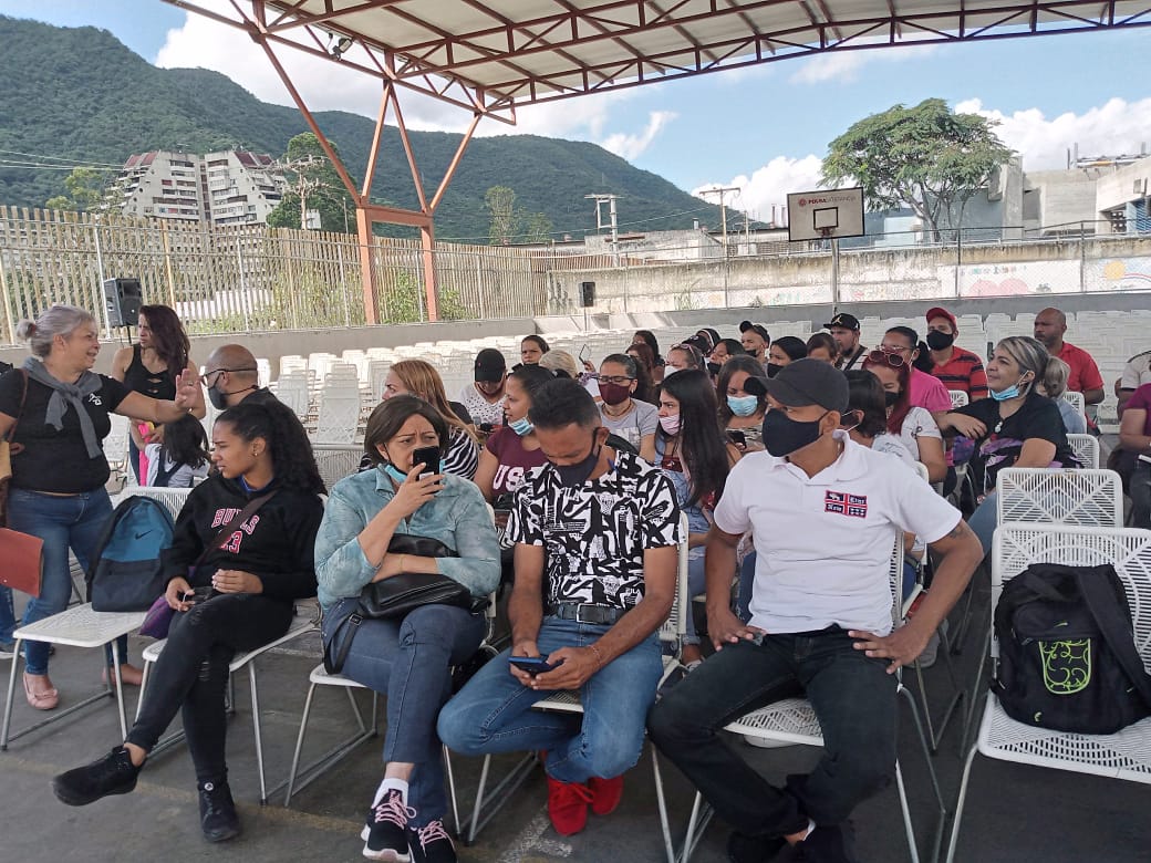 Movimiento Educadores Caracas tweet media