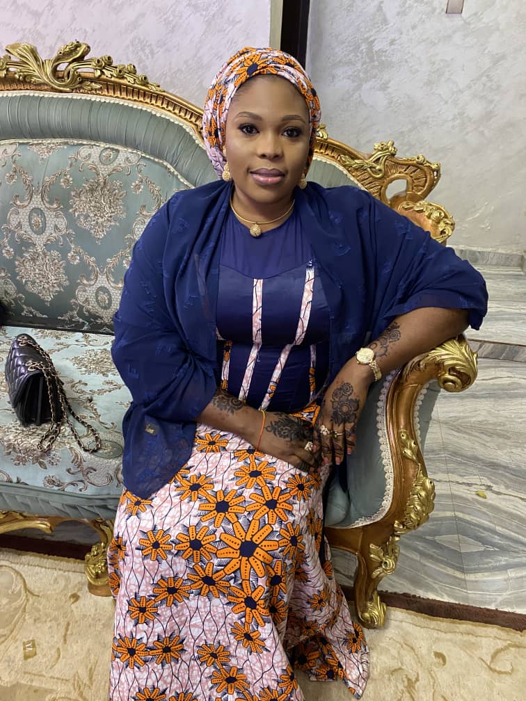 AishaMu24301700's tweet photo. Aisha indo 💙❤️ https://t.co/JvQGNTQHOo