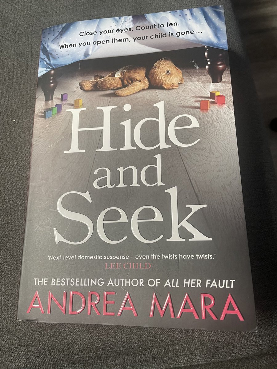 harvejoe's tweet photo. @AndreaMaraBooks my goodness you need to read this book right to the very last sentence, absolutely superb https://t.co/V6ESfsXYl0
