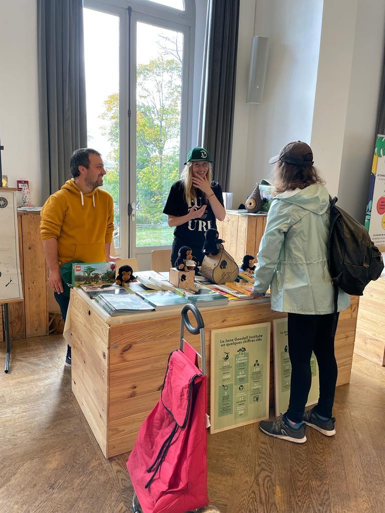 Le week-end des forces sauvages 🌿🌿
Toute l'équipe du <a href="/JaneGoodallFr/">Jane Goodall France</a> vous attend à la Fondation @GoodPlanet_ 
<a href="/bluebeesfr/">BlueBees</a> 
#nature #biodiversité #associations