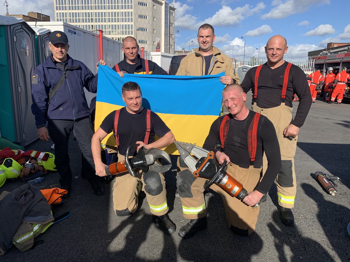 HolmatroUK's tweet image. Delighted to see the Ukrainian Rescue team ⁦@ukro2022⁩ All the very best from all ⁦@HolmatroRescue⁩ @ukro