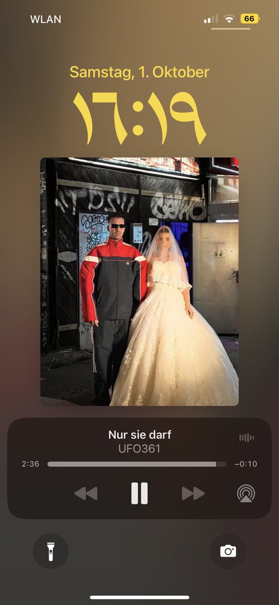 ChazeMax's tweet image. Nur sie darf @StayHighLabel