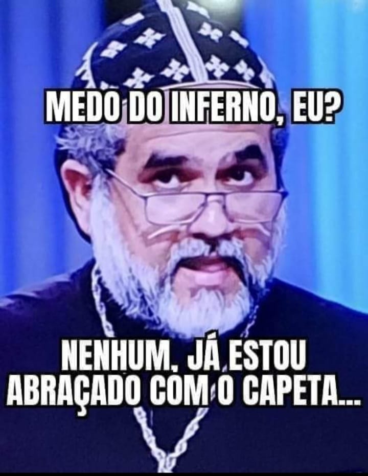 FlorDeserto's tweet photo. Recordando o #padrefake... https://t.co/DeOeVvAy1R