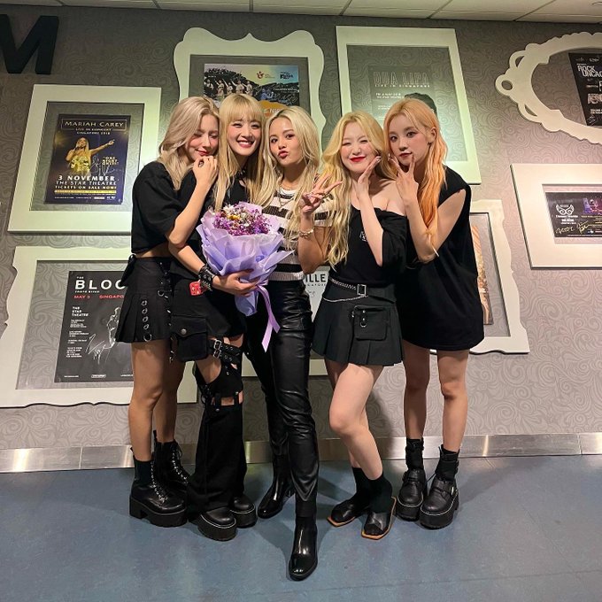 Fd_YMbTaYAAQj_D?format=jpg&name=small