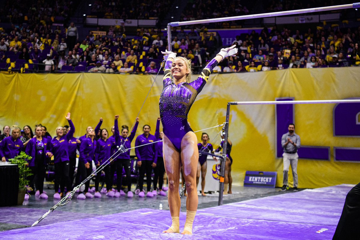 LSUgym's tweet photo. Happy birthday, Olivia 🥳 https://t.co/S9oVmFc7QY