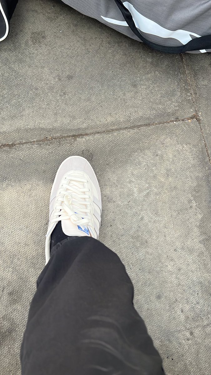 Mac5Lfc's tweet photo. Popped the tags on my LGII’s for a weekend in London https://t.co/q7OejwciAf