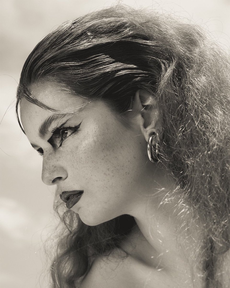 TeoKouzis's tweet photo. Unstoppable 

#portrait #photography #photographer #fashion #PortfolioDay #portfolio https://t.co/qRpgI4EwUk