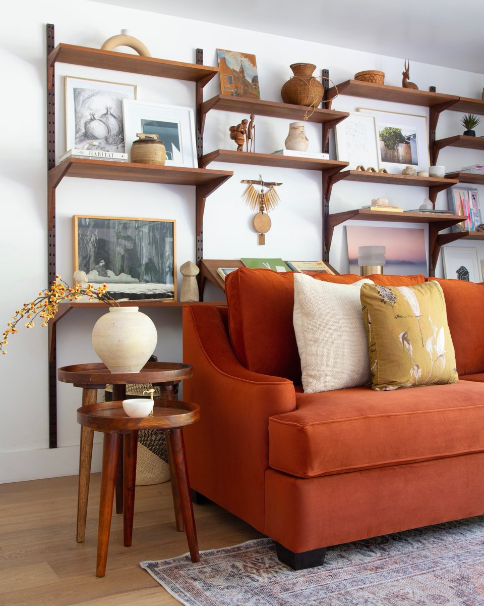 Apt2B's tweet photo. We're featuring our favorite #fallinspired fabrics! First up, we have some classic autumn tones: Rust Velvet, Butterscotch & Cafe โ๏ธ๐โ
โ
Tap the to order FREE fabric swatches & make your selections to lock in sale prices during The #Autumn #Sale!
๐๏ธ https://t.co/PmM3bimEA8 https://t.co/t0wuALJnPc
