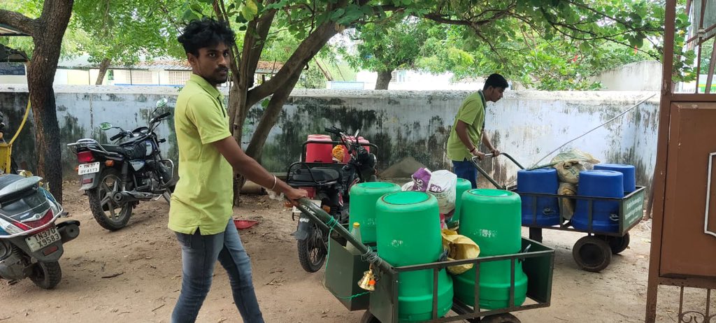 nsskpriet's tweet photo. Team NSS-UBA of KPR Institute of Engineering and Technology, conducted a cleanIndia 2.0 campaign at Rasipalayam village on 01.10.2022. 36 kilograms of plastic and paper solid waste were collected by 8 male volunteers and handed over to the panchayat office at Rasipalayam village. https://t.co/faJhm6in8Y