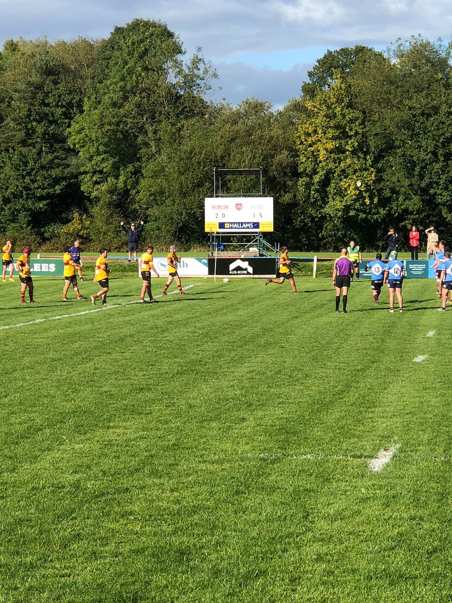 Full time
Wilmslow 20-15 Douglas