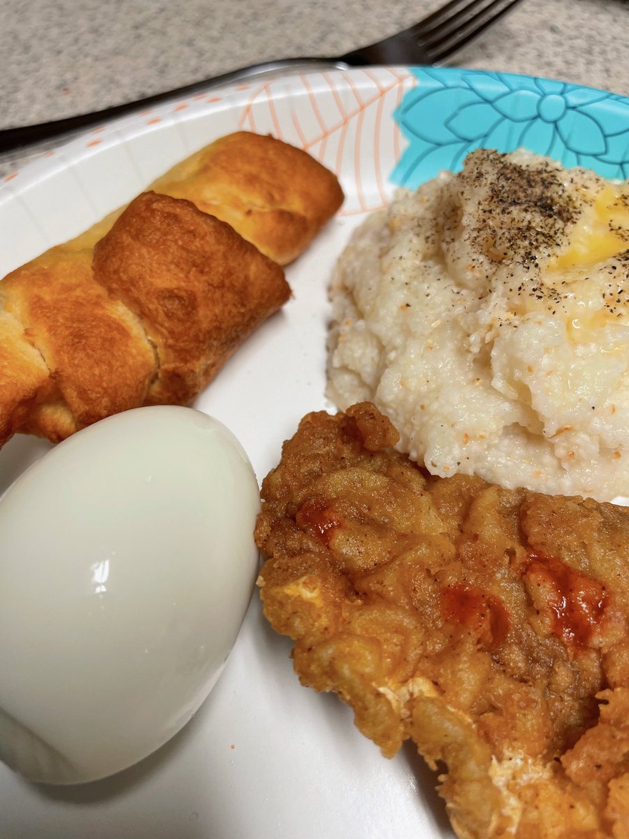 LisaFranceCNN's tweet photo. When you wake up craving fish & grits, boiled eggs & croissants and you remember you are #grown and can put all that together. Not shown is the mimosas cause it is #Saturday after all. #LisasKitchen π π₯£ π₯ π₯ πΎ π₯ https://t.co/oVGrElZmQ9