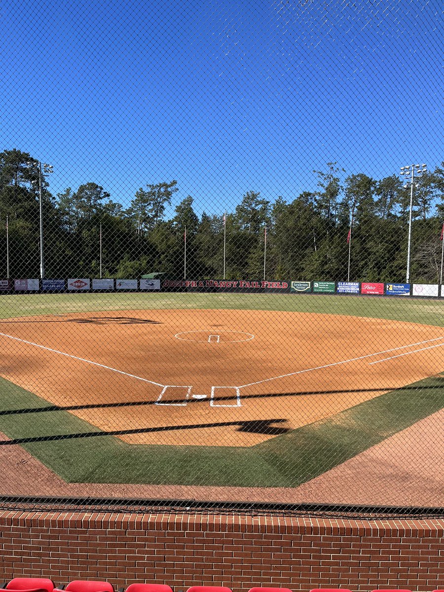 WMCAREYsoftball's tweet photo. Game day at Carey. We play East Central at 1:00 and 3:00. Free admission. https://t.co/jztqBRALhp