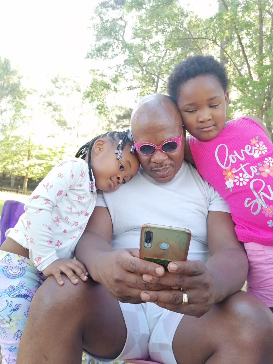 aebakataba's tweet photo. Ke tswere dikhokho letsatsing lena reja ya mofufutso wa phahla🤞🤞🤞🤞 https://t.co/S4paQ5NE2j