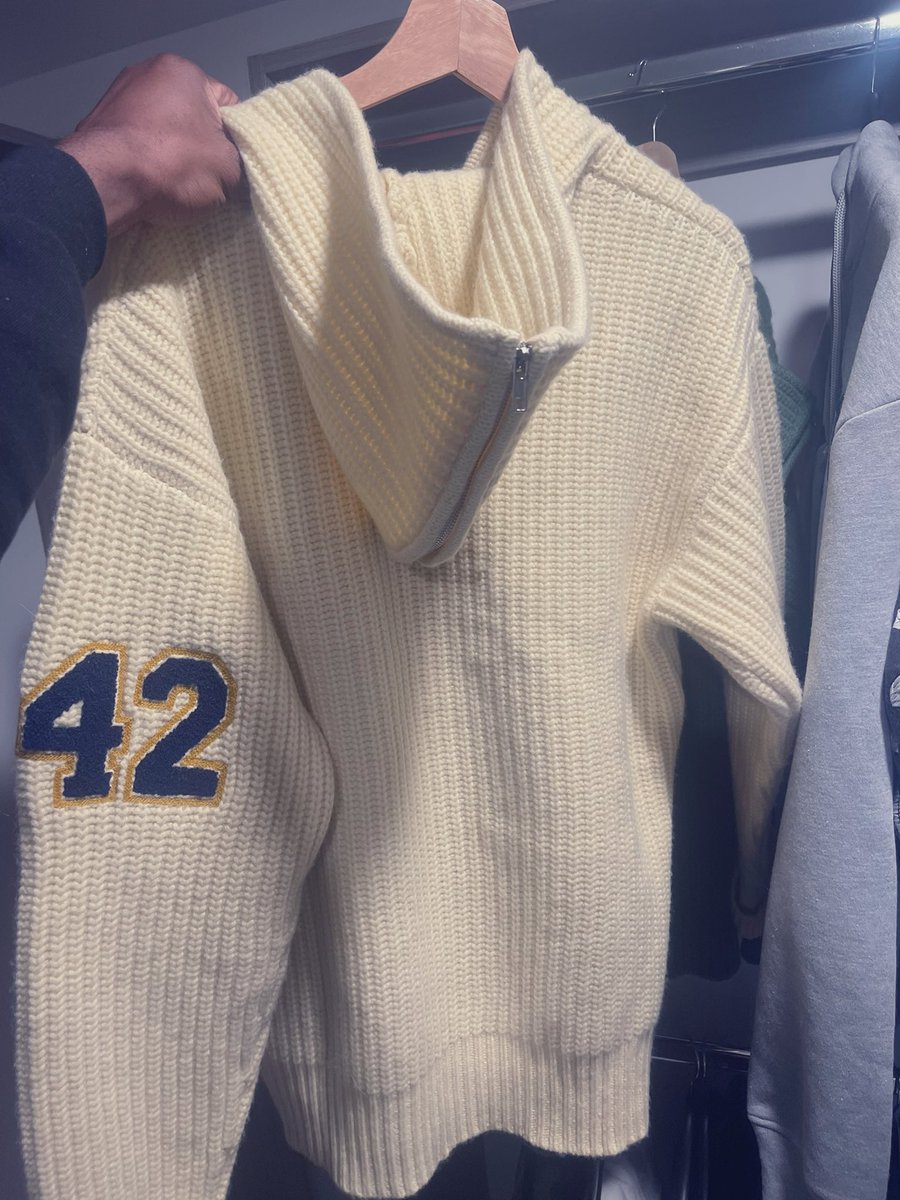 __frvnk_'s tweet photo. ND NATION, since there is no Irish Football on this weekend,allow me to give you some excitement. This is a sneak peek of the Classic ND Varsity sweater made by DON!! Pre-Sale coming soon.100% wool.Made in USA!Vintage SS22 Tees still available@ https://t.co/DJQ4ihz8Ni #GoIrish 🍀 https://t.co/Yfdzw0cbHU