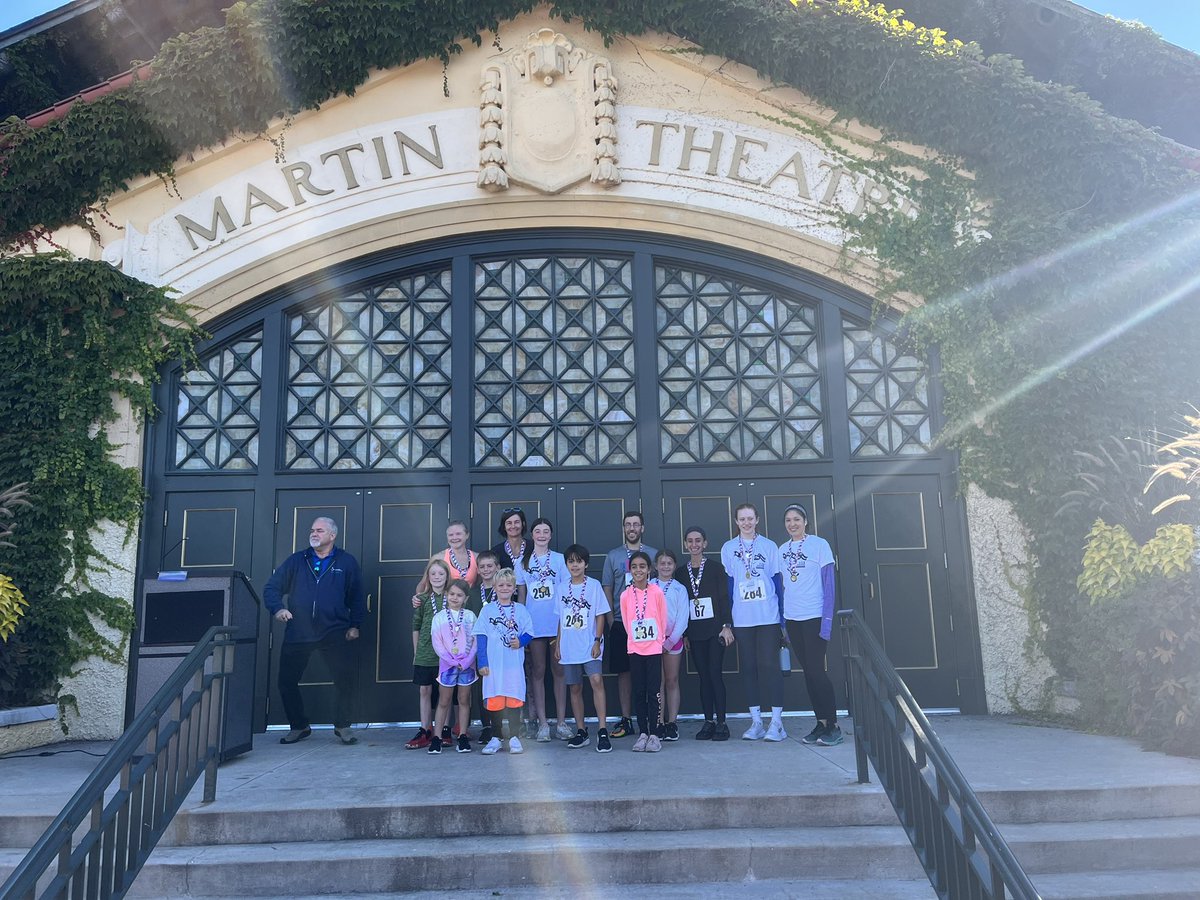 MrBuss9's tweet photo. So much fun at the #FUNdRun2022! And a 1st place finish for the littlest Buss! So wonderful to be out for a fun and happy community event. #112leads https://t.co/k0j9t8PX8H