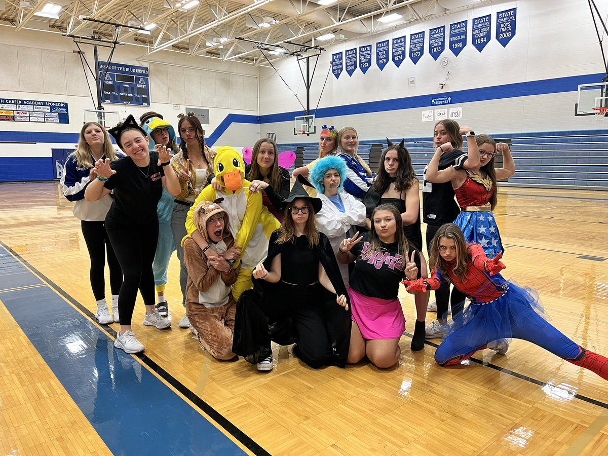 phs__dance's tweet photo. HOCO 2022 in the books! It’s been a great week. https://t.co/9rDZn8Tvxh