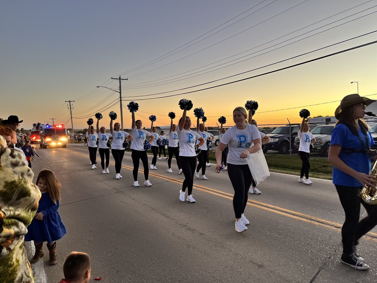 phs__dance's tweet photo. HOCO 2022 in the books! It’s been a great week. https://t.co/9rDZn8Tvxh