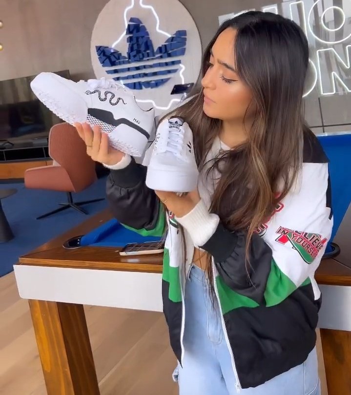 pochethinking's tweet image. 