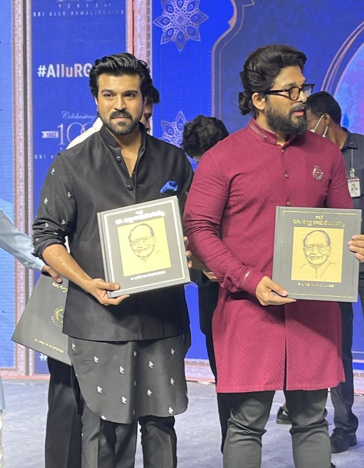 pan india stars 💥

#Ramcharan #AlluArjun 🤝❤