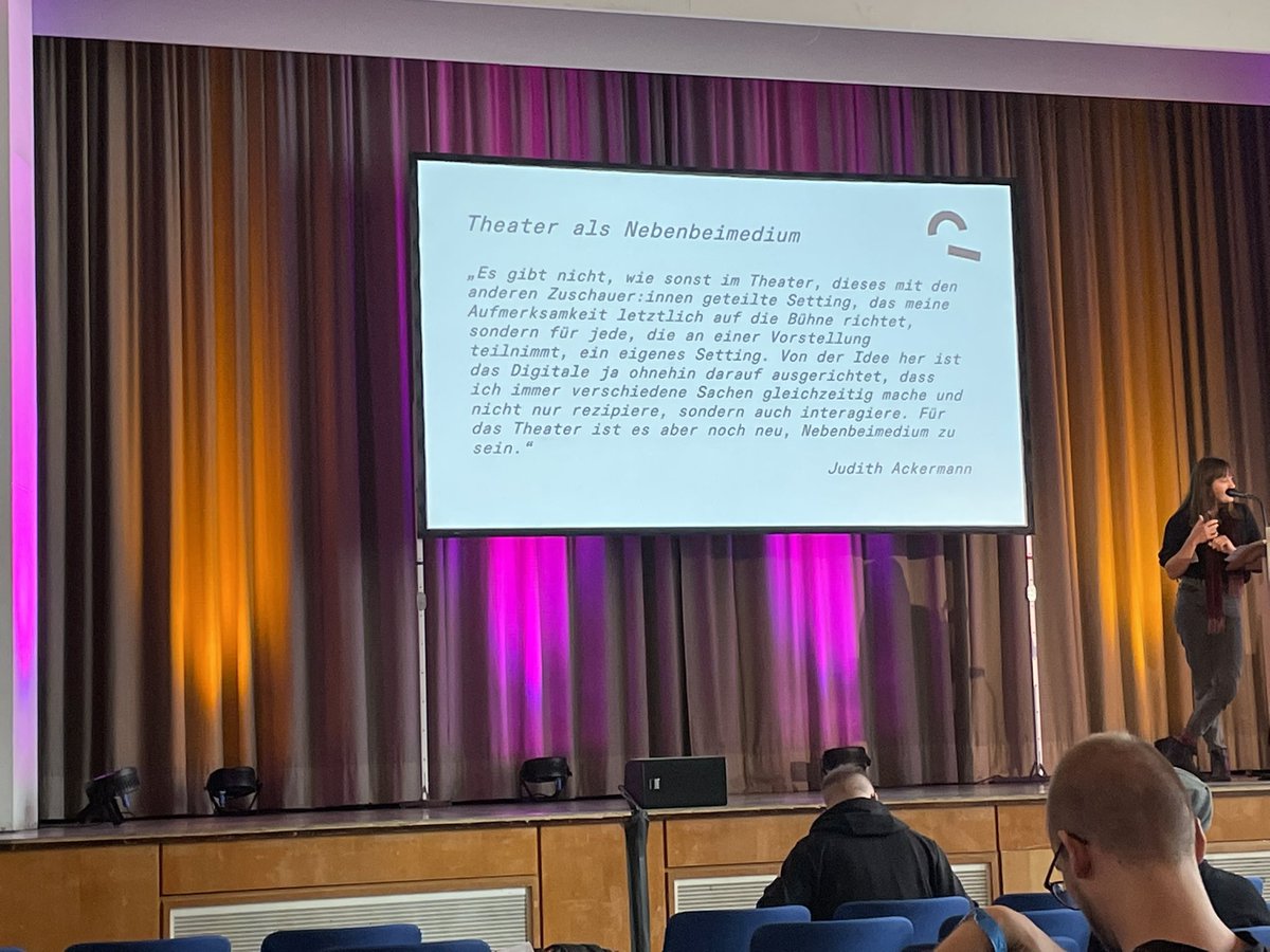 KVdBranden_'s tweet photo. Theatre as ‘Nebenbeimedium’, an interesting idea from Anna Vera Kelle of Theater Strahl #pad2 festival https://t.co/EWXK6zaLCt