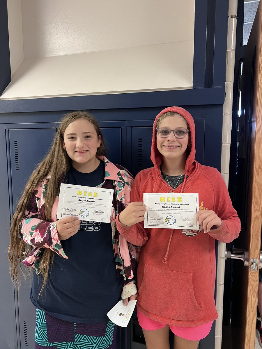 MrsWittman19's tweet photo. This week’s Eagles Rise Award winners are Kyler and Brooklynn! Both girls are great leaders and so helpful! #EaglesRise 🦅@Eastgate6NKC https://t.co/zSsE5JCr3c