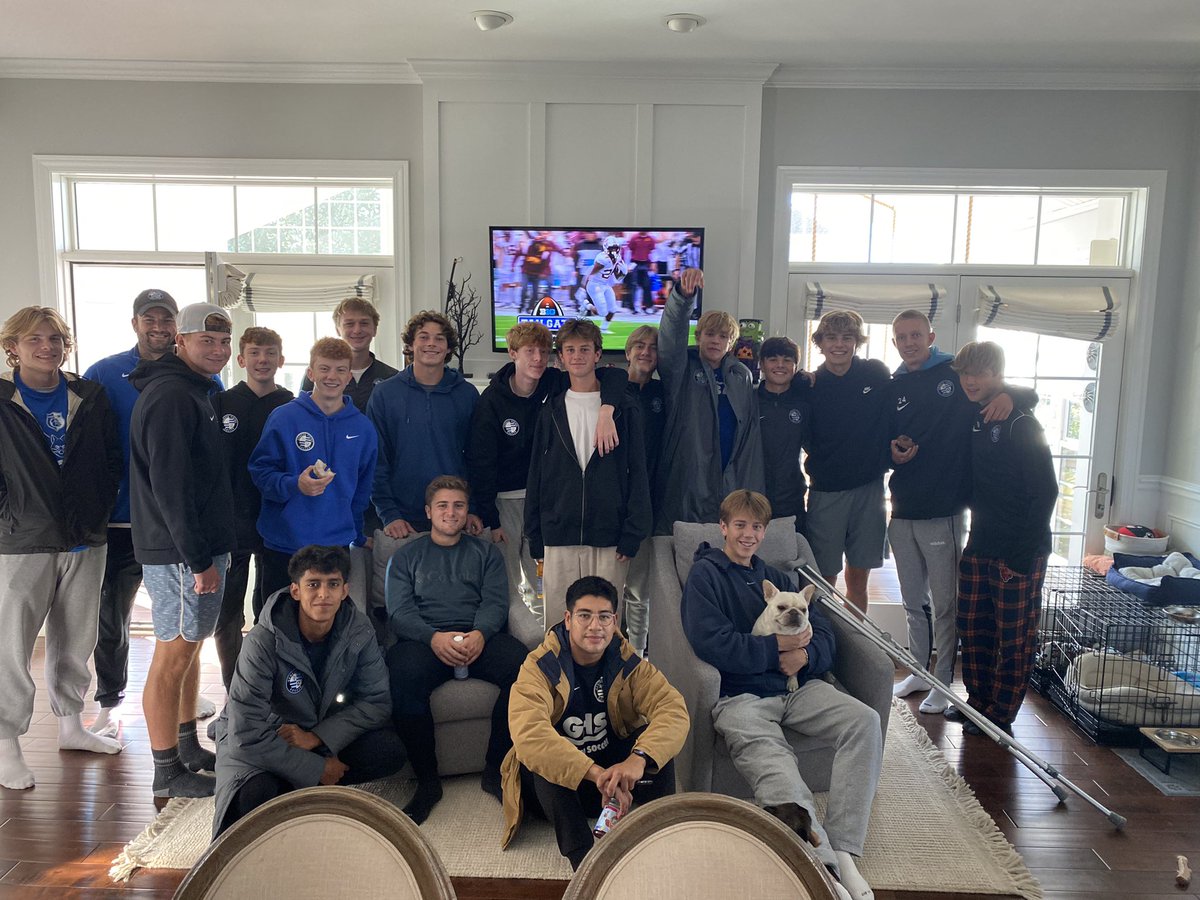 SteveSeykora's tweet photo. Thanks for coming over this morning boys! @geneva_soccer https://t.co/1jKGmyClzY