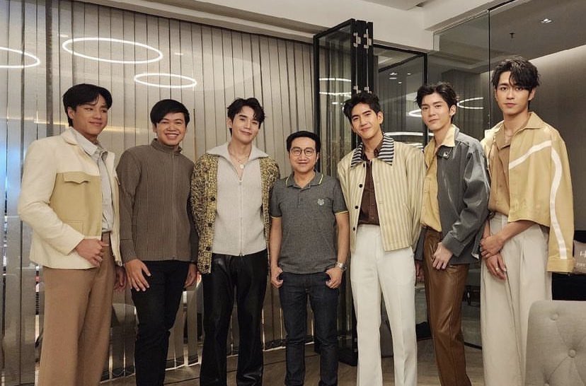 toseayaa's tweet photo. ขอบคุณที่ให้โอกาสน้องๆได้เล่นเรื่องนี้นะคะ
เรื่อ���นี้จะอยู่ในใจอีกเรื่องหนึ่ง 
 #ViceVersaFinalEP https://t.co/xf7PMUVk3v