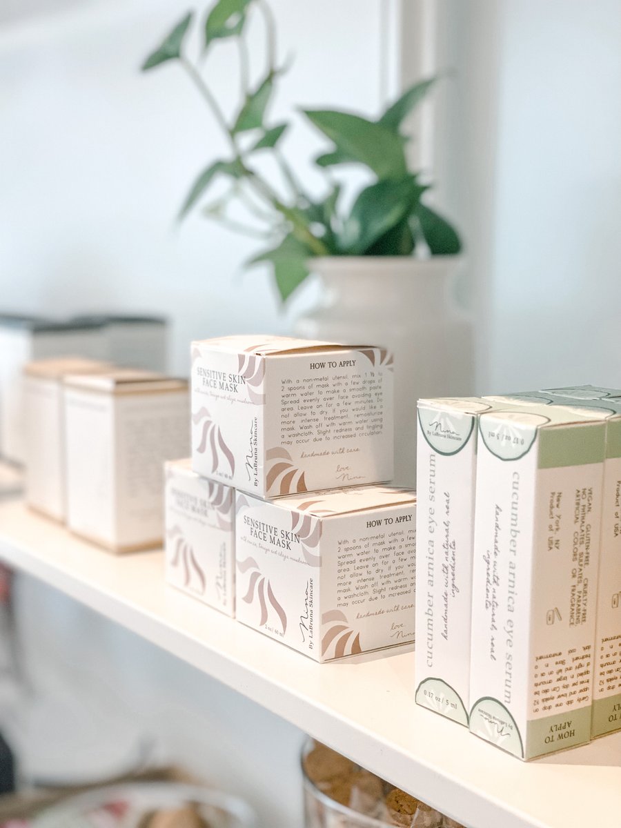 Happy Saturday! Happy October 1st. 

#insideouterbeauty #wherebeautyrunsdeep #beautyrunsdeep