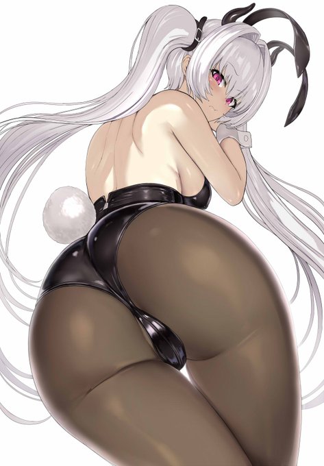 「こ、こら!あまりジロジロ見るな!」
「そこを指でなぞるな!」「に、においを嗅ぐなあっ!」なVtuber魔王様(@_Weiss_Anne)
https://t.co/hV1hYsmpSp 