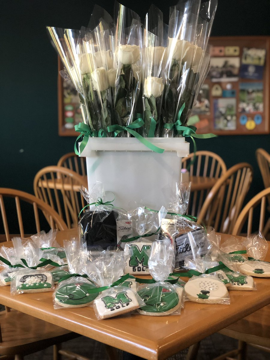 andria_schrock's tweet photo. The first White Rose 2.0 for Mason boys and girls JV golf teams was a SUCCESS!!! So much fun watching teammates begin new friendships, share laughs, and play some good golf on top of it!! 💚🤍 big thank you to the parents, Coach Maddie and The Grizzly for help making it happen! https://t.co/rHM52KaWbd