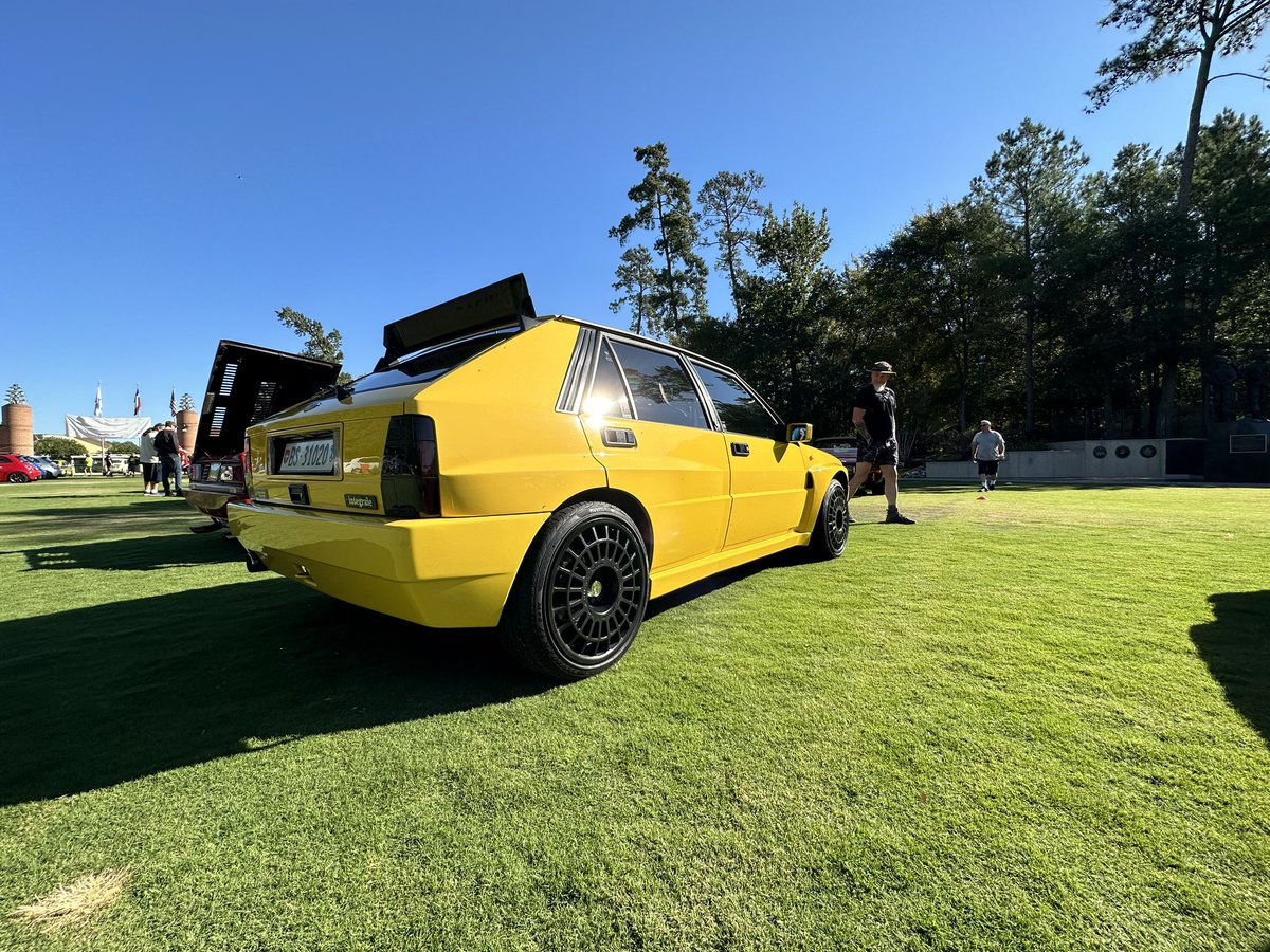 PixelRainbowNFT's tweet photo. @MickeyDegods doing #MickeyDeGods things today. #DeGiallo yellow. #Giallo #FlyYellow #DeltaIntegrale #Abarth124 #Concorso #DeGods #DeGodsNFT @DeGodsNFT #MAYC #BAYC anyone else here? https://t.co/vFSLfsneI6