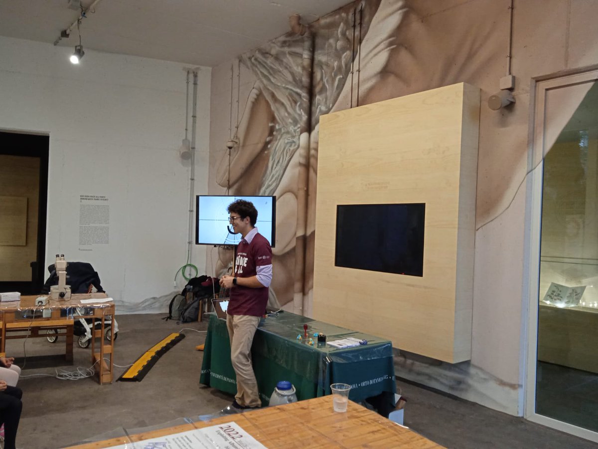 GabriGiachin's tweet photo. Bel momento di divulgazione scientifica all'Orto Botanico di Padova per #Science4all dove stiamo presentando "Le proteine sotto la lente di un microscopio ai raggi-X: dalla struttura delle molecole alle applicazioni biomediche" @UniPadova
@DiSC_UniPD
@DiBio_UniPD https://t.co/BmWPOPjG1P