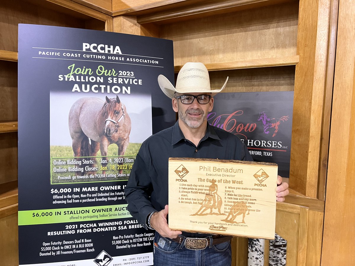 PHorseCentral's tweet photo. Congratulations to #PCCHA Executive Director @PhilBenadumJr who was presented with a special signed plaque from all the arena staff here at the @southpointlv for all his years of service producing shows on behalf of the Pacific Coast Cutting Horse Association. https://t.co/t3UNlHm8xY