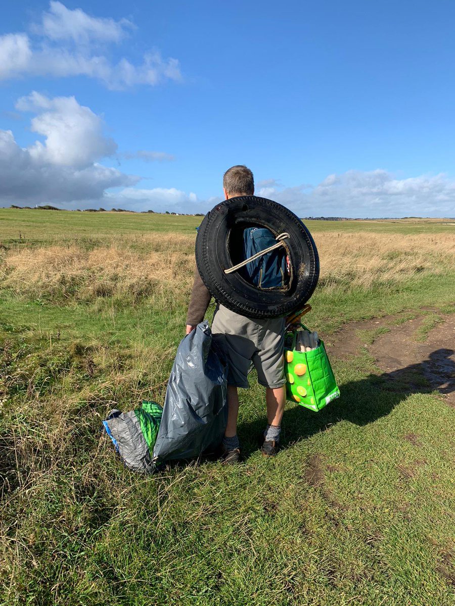 Dave_Dixon1's tweet photo. High tide at #marsdenbay @nationaltrust so picked #manhavenbay a🌞 but blustery day lots of tidal #litter dominated by #plasticpollution took 15.61kg away inc a #tyre #reduce #reuse #recyle #justone longer walk home but worth it @KeepBritainTidy @LitterReporting @Plasticsimpact https://t.co/NORoqhWzZM