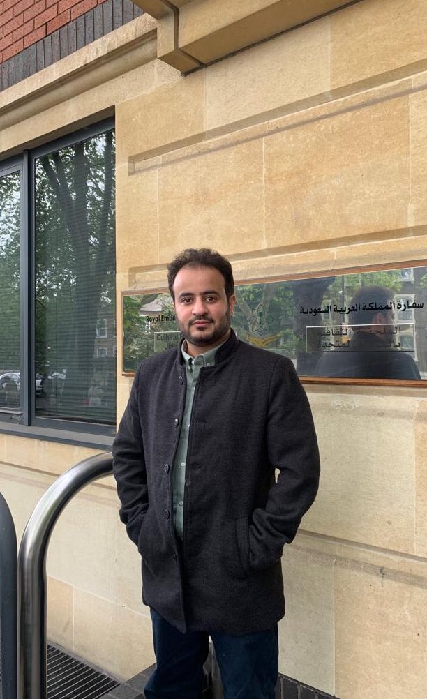 ghamdforum's tweet photo. يتقدم ملتقى غامد بأجمل التهاني والتبريكات الى أحد #مبتعثي_غامد في بريطانيا

مازن بن فيصل الزهيري 
@mazenbinfaisal

لحصوله على درجة الماجستير في تخصص التغذية الإكلينيكية من جامعة روهامبتون لندن

سائلين الله عز وجل له دوام التوفيق والنجاح. https://t.co/MxaguBT25H