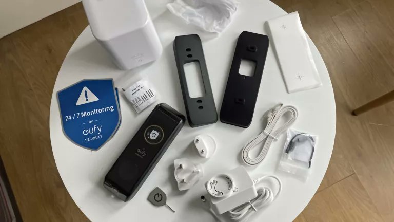 If your wireless video doorbell won't work, this article is a good resource. #connectedhome #techsavvy  cpix.me/a/154666986
