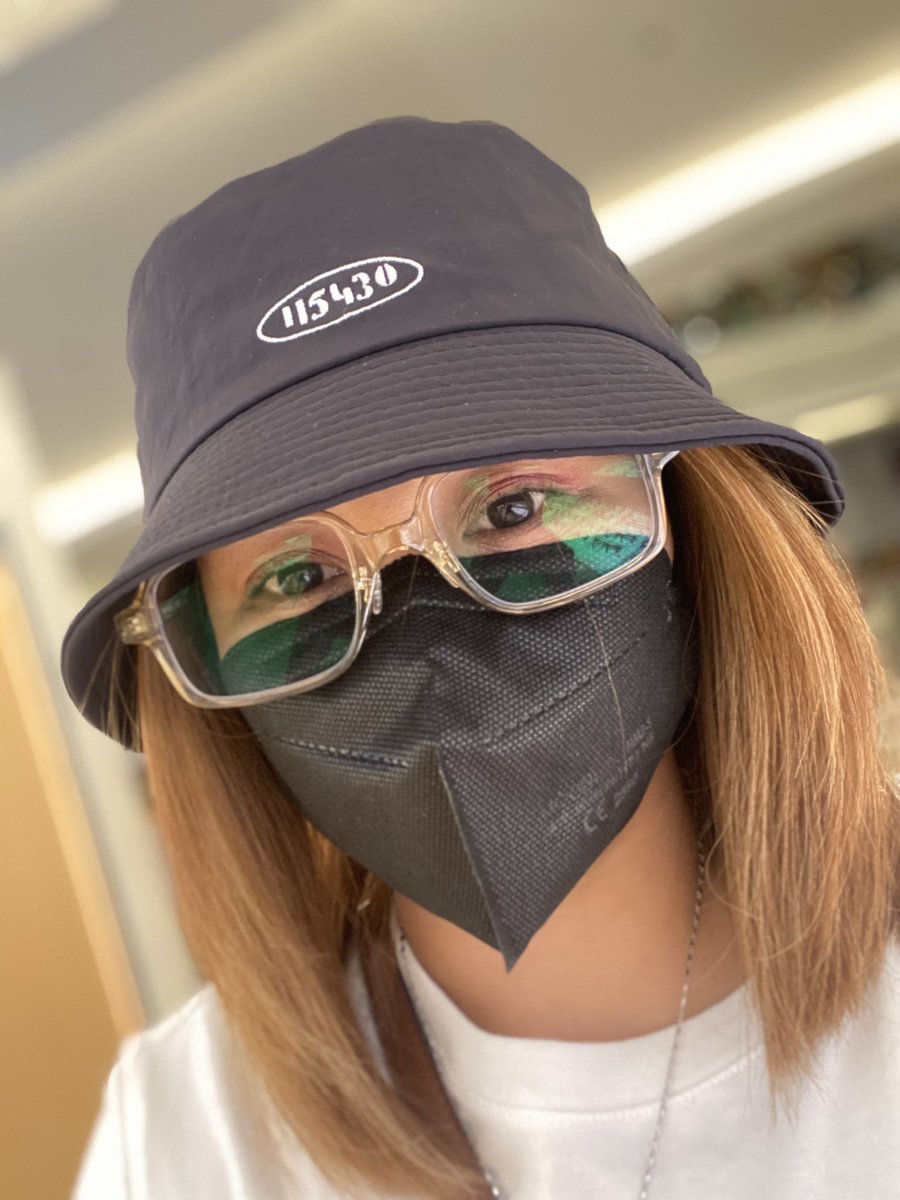 happy_sheena's tweet photo. I just love my #WooKay bucket hat! Finally, after months of waiting.
And yes, I just tried those glasses. Maybe I need a new one. Hahaha!
#JUN_K
#Wooyoung
#2PM https://t.co/2KmvIPRBQ1