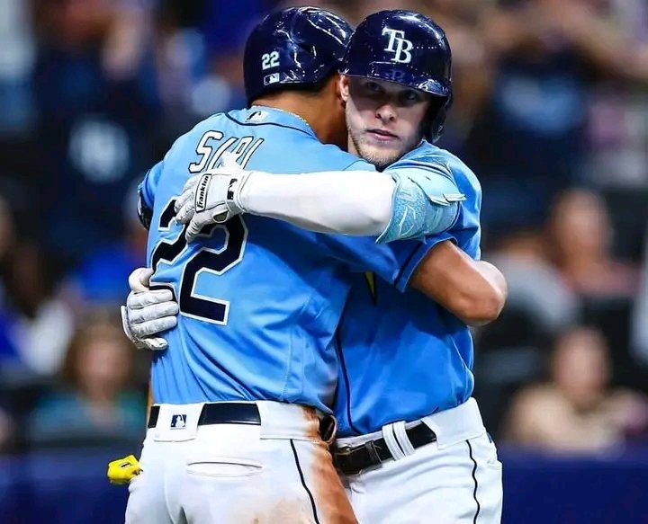 #MLB.

Un invitado más a la postemporada.

Los Tampa Bay Rays han asegurado un boleto a la postemporada 2022 de las Grandes Ligas ⚾️💫🔵