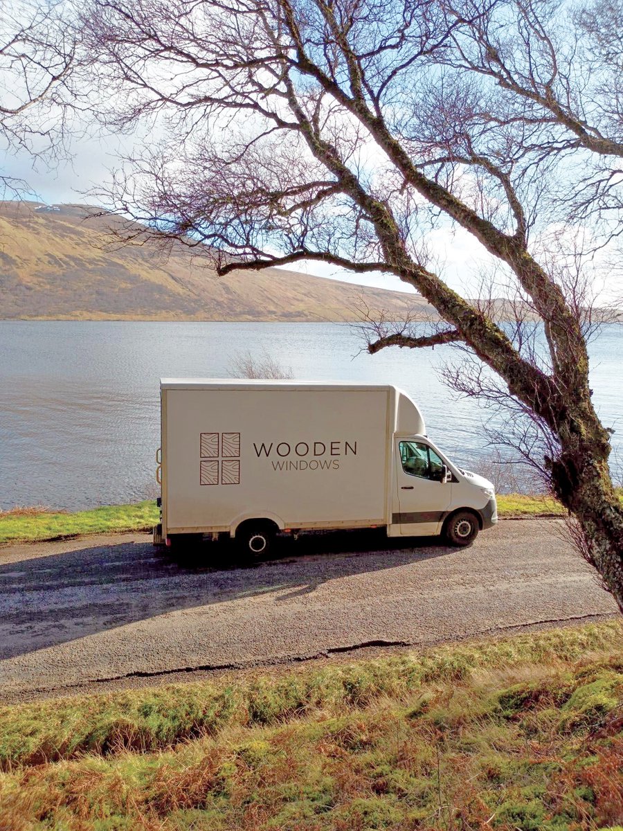 WoodenWindowsUK's tweet photo. Happy 1st October! It's certainly starting to feel like #autumn now 🍂 

Our drivers get to see some gorgeous views on these bright, crisp days when they're travelling the length and breadth of the country delivering #doorsandwindows!

#helloautumn #October1st #october1st2022 https://t.co/TCylbKpbZK