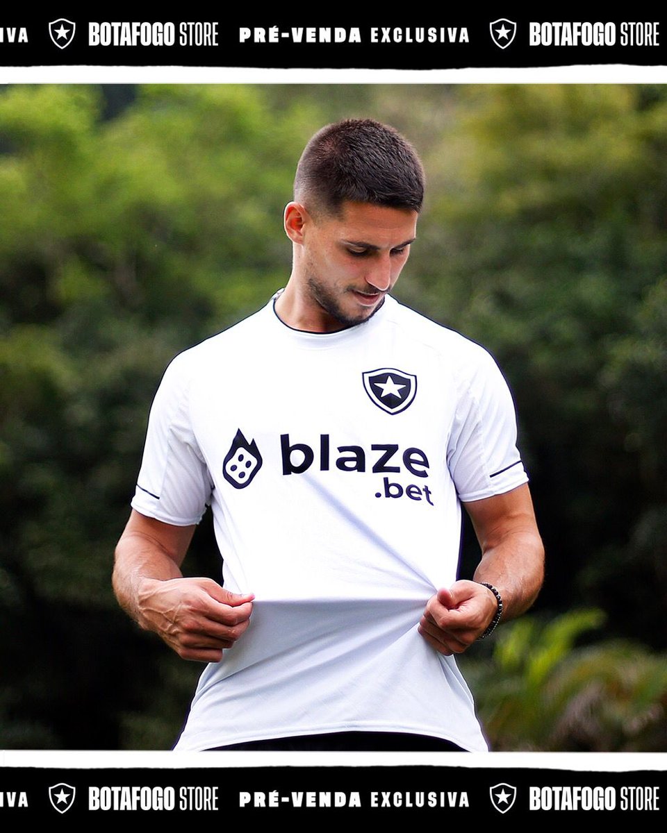 🎁 ¡SORTEO! 

👀 La camiseta oficial del Fogão puede ser tuya. Para participar debes:

👍 Seguir a <a href="/BrasileiraoPlay/">Brasileirão Play</a>, <a href="/Fanatiztv/">Fanatiz</a> y <a href="/Botafogo/">Botafogo F.R.</a>.
❤️ Darle RT a este tweet.

🔜 📣 El 3/10 anunciaremos la persona ganadora 🏅

🍀🤞 ¡Mucha suerte!

#BotafogoWeek #InsideTheClubs
