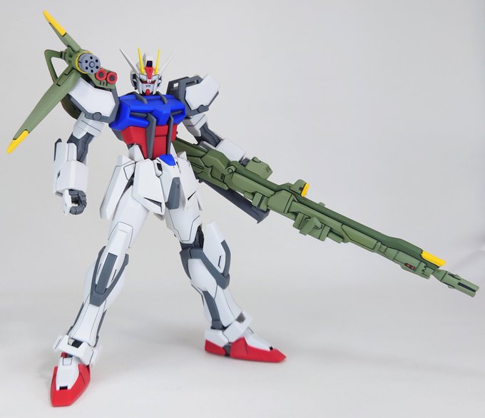 @Fken12190030 ランチャーストライクガンダム。
エントリーグレードストライク + マグネット合体重武装MS ランチャーストライカー(プライズ品) を組み合わせてみました。
アグニのアームはパワードアームズパワーダーを使用。
付属していたスカイグラスパーも良いデキでした。
#ガンプラ好きと繋がりたい 