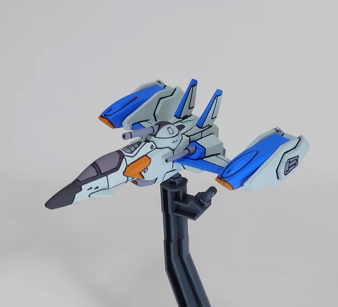 @Fken12190030 ランチャーストライクガンダム。
エントリーグレードストライク + マグネット合体重武装MS ランチャーストライカー(プライズ品) を組み合わせてみました。
アグニのアームはパワードアームズパワーダーを使用。
付属していたスカイグラスパーも良いデキでした。
#ガンプラ好きと繋がりたい 