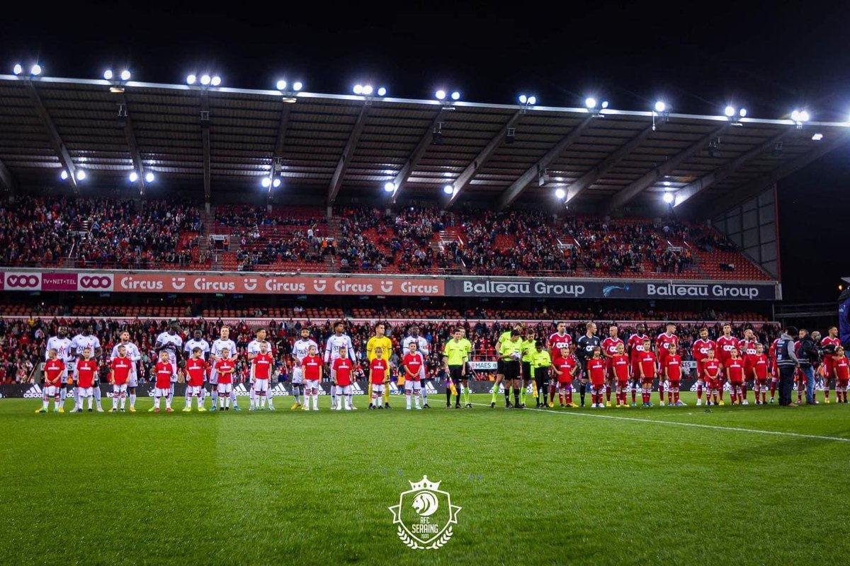 RfcSeraing167's tweet photo. ❤️🖤 Une ambiance digne d’un derby ! 🔥
🤝 Merci au @Standard_RSCL et aux supporters Liégeois pour leur accueil toujours chaleureux !
#STASER #𝐑𝐨𝐮𝐠𝐞𝐏𝐚𝐬𝐬𝐢𝐨𝐧𝐍𝐨𝐢𝐫𝐂𝐡𝐚𝐫𝐛𝐨𝐧 https://t.co/opOhC6fTF2