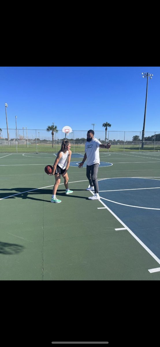 <a href="/SophiaToscano6/">Sophia Toscano</a> 🏀🔥